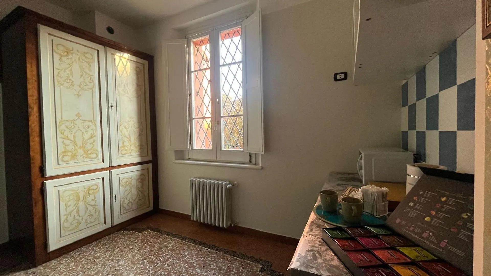 Saragozza Flat & Secret Garden Apartment Bologna Italy