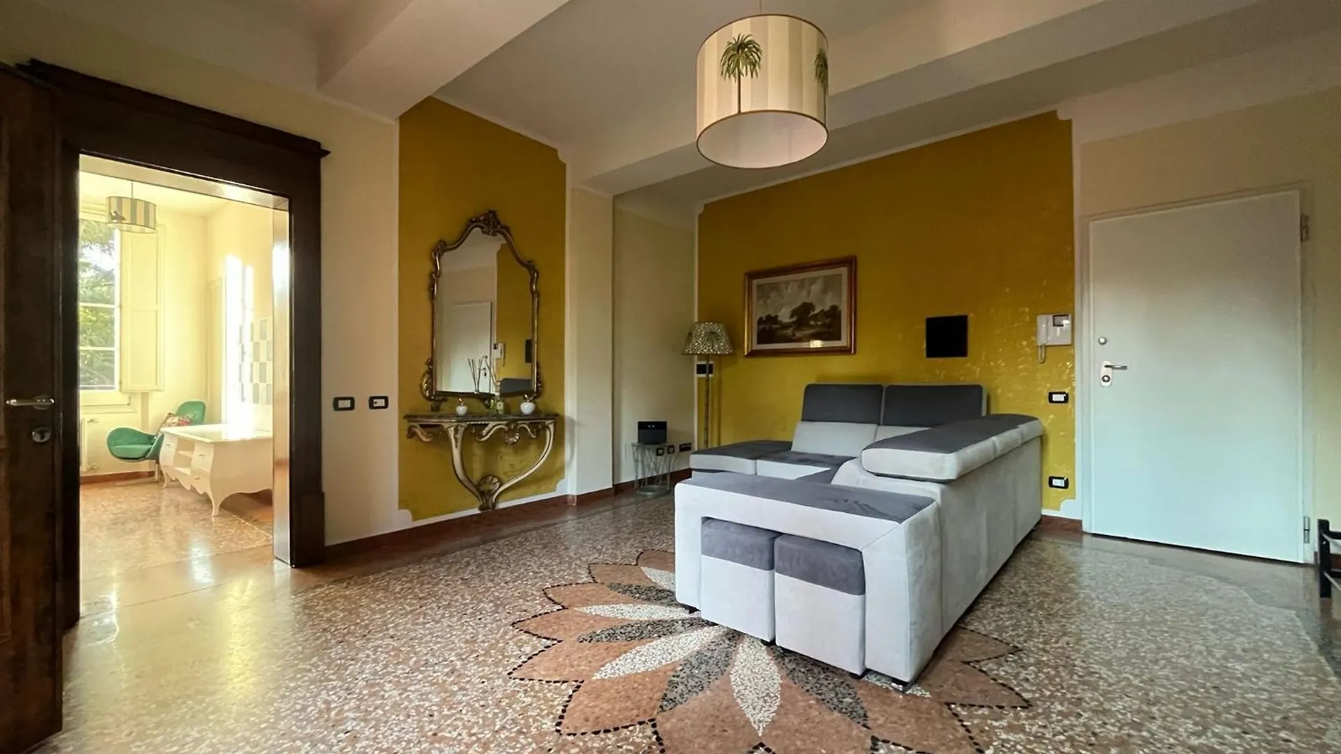 Saragozza Flat & Secret Garden Apartment Bologna 0*,  Italy